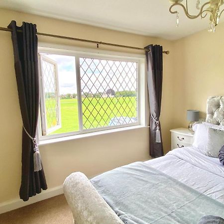 Cosy Cottage Great Bentley Near Station And Shops Exterior foto